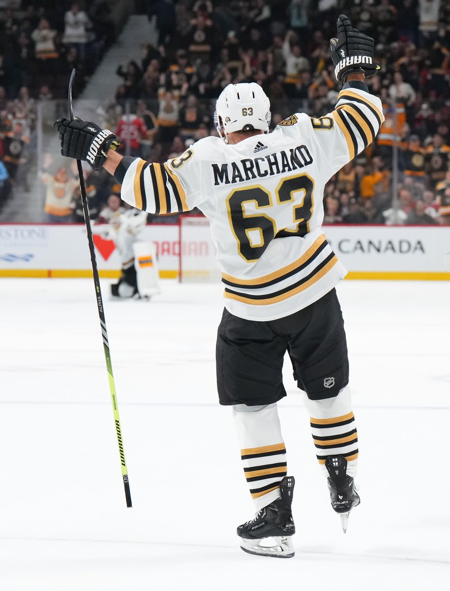 NHLBruins's tweet photo. Sweet dreams from 6️⃣3️⃣ https://t.co/DfVueXGEcm