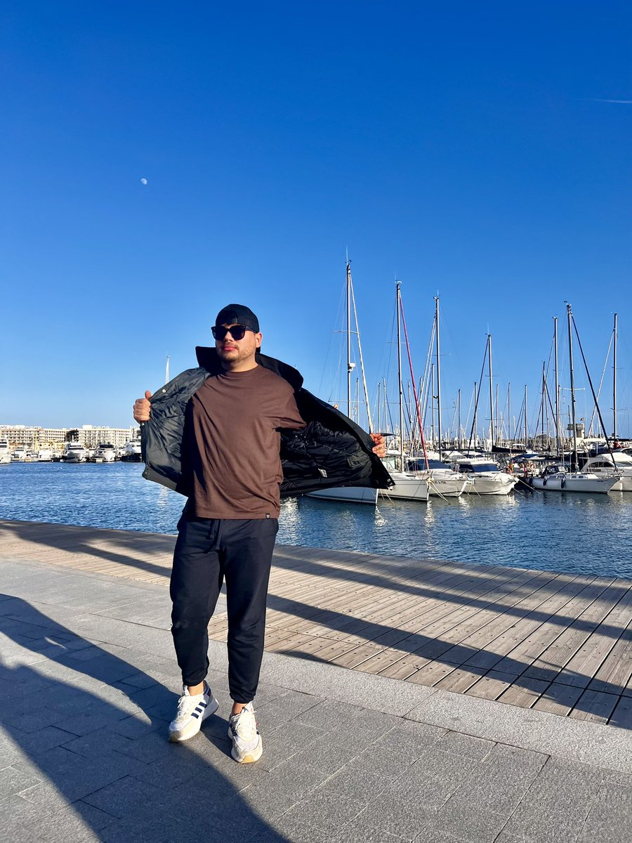 soy_axch's tweet photo. 🤟🏼😎 https://t.co/BurxhpOEXx