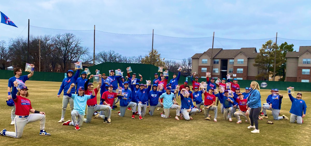 Good day today. We moved ⏩️⏩️⏩️. 
Embraced a WIN EVERY INNING mentality. 
We are appreciative of all of our OPPORTUNITIES to get out &amp; get better. 
Win Innings if you like Pizza Rolls. 
I’m excited for this group of 🐸’s. #LetItLoose