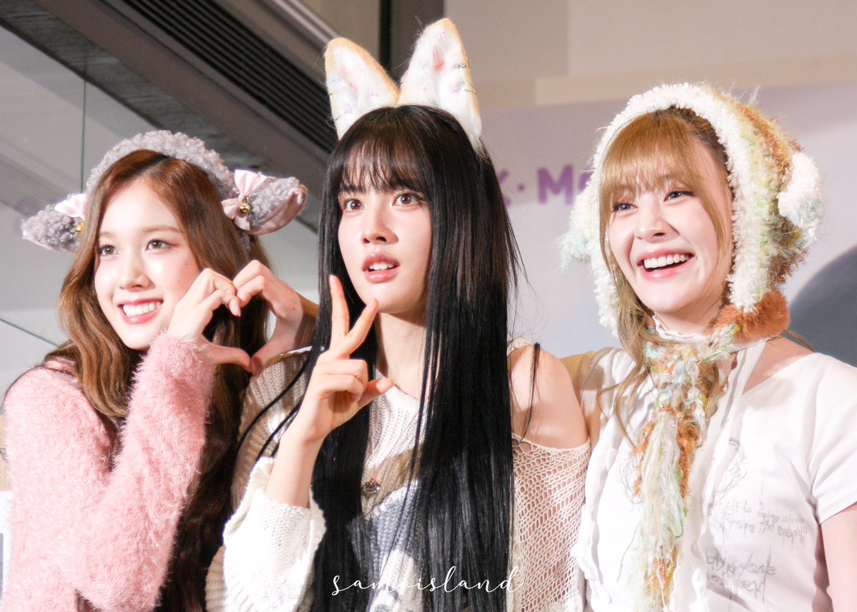 sana_bubble's tweet photo. 240121
-
Hong Kong Fansign
-
#스테이씨 #세은 #윤세은 #윤 #제이 #stayc #seeun #yoon #j #staycj #staycyoon #staycseeun #kpop https://t.co/LjKVF9NH0h