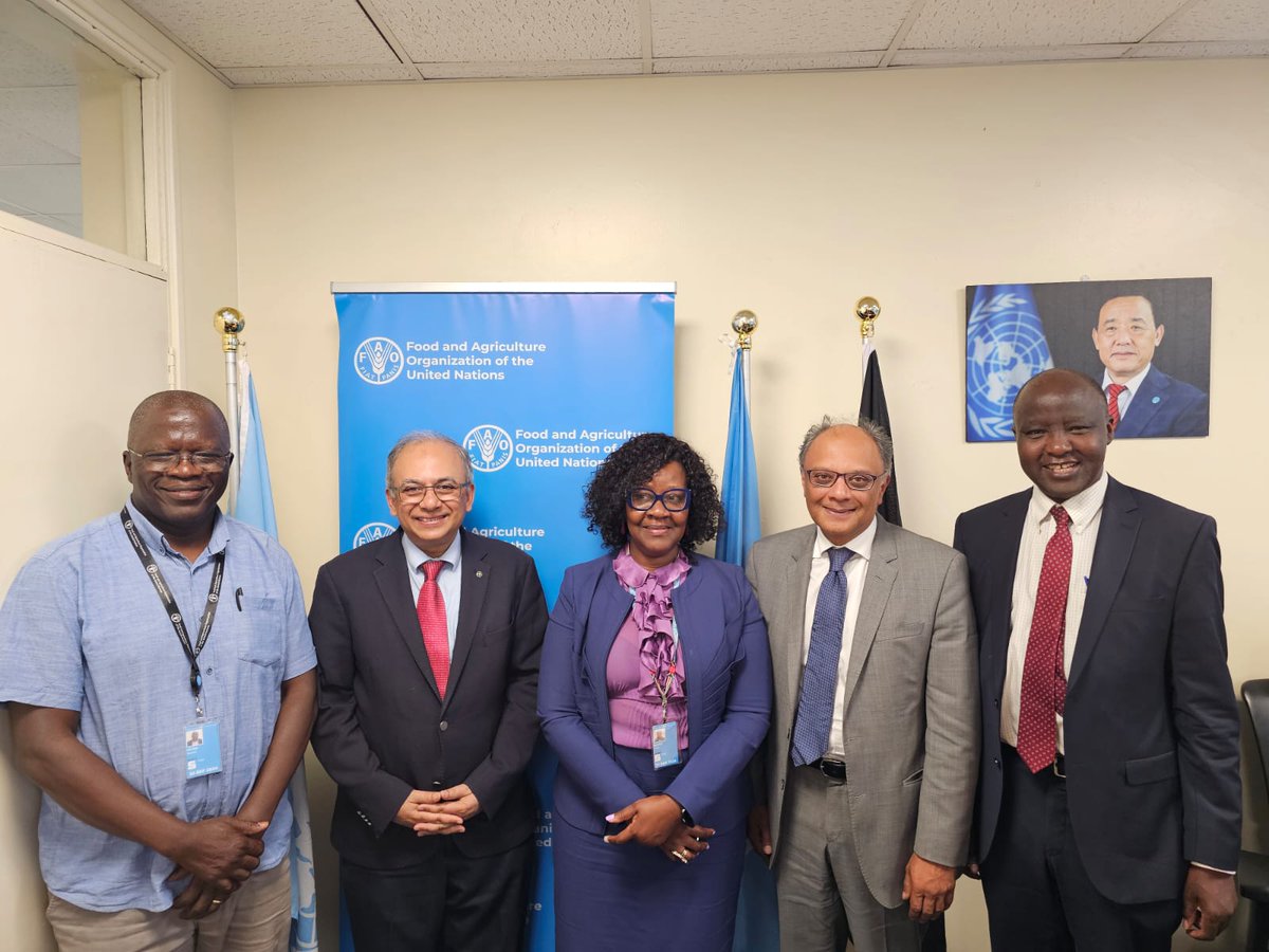 FAO-R @CMucavi held a meeting with CEO of Kantaria Innovation Centre @bimalkantaria /chair of @AsnetKenya, Director of @ElgonKenyaLtd Dr. Kevit Desai, & Prof. John Kimenju. They discussed how to strengthen strategic partnerships with FAO & integration with KIAMIS platform.