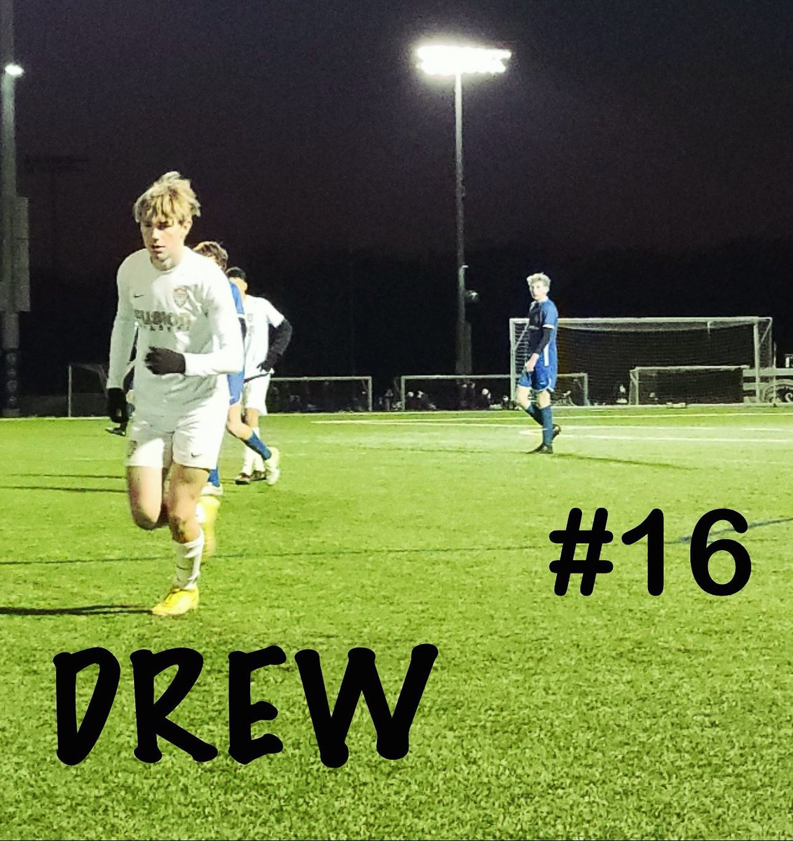 Meet The Team…

#16 | DREW ENLOE | Forward-Left Back

MVHS, Class of 2025 | 6A

⚽️ Team Player
⚽️ Determined