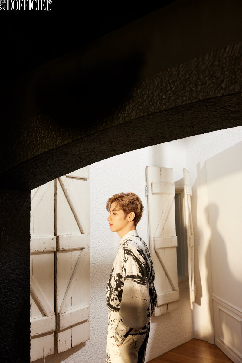 ZB1_official's tweet photo. #ZEROBASEONE #ZB1 #제로베이스원
#ZHANGHAO #장하오 #时装LOFFICIEL https://t.co/GpK4zFxqss