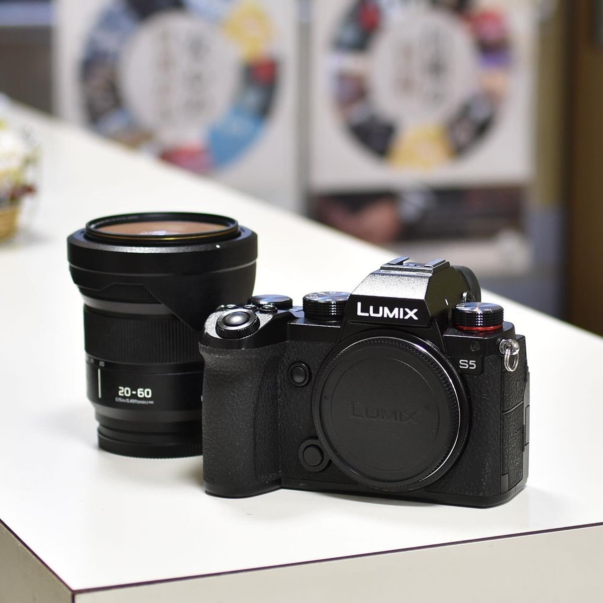 utsubo78's tweet photo. 本日ご紹介のお品はコチラ
詳しくはうつぼのインスタで↓
https://t.co/xatJNgNNws
#Panasonic #パナソニック
#デジカメ #デジタルカメラ
#ミラーレス #ミラーレス一眼
#フルサイズ #LUMIX #S5K
#宮城 #仙台 #ディスカウントショップうつぼ https://t.co/90lpkjpDwq