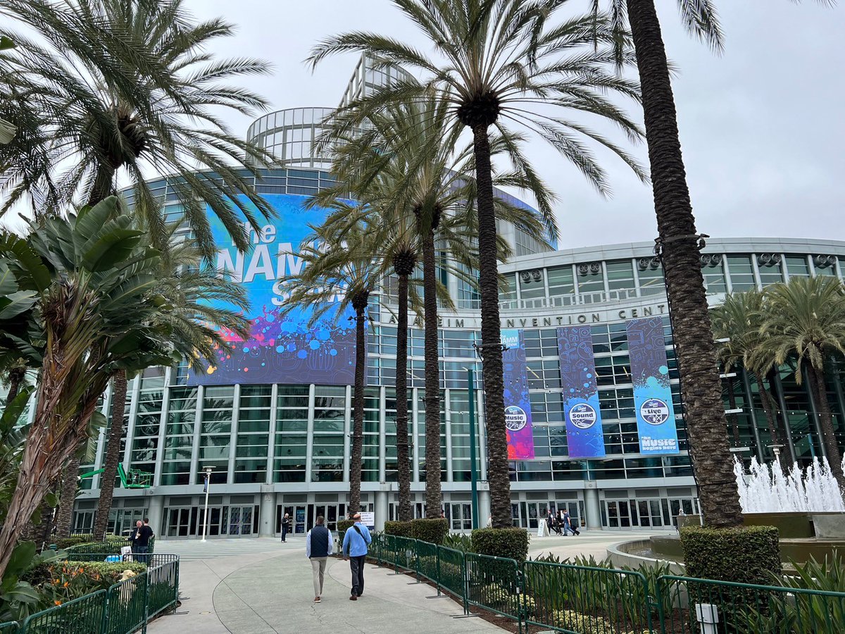 📷DAY 1 : 2024.1.25 NAMM SHOW
📷Thanks every guitar player for visiting Maker hart booth and demo effects pedals.
📷Welcome to the Maker Hart booth to demo effects pedals and get a gift.
youtube.com/watch?v=h5lxli…
#NAMMSHOW #Makerhart #effectpedal #audiomixer #microphonemixer