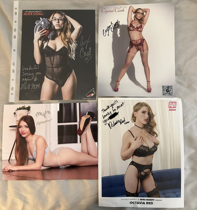 Look what I got at avn. New photos for my wall. Great to see everyone &amp; meet new people too! @itscassidyluxe