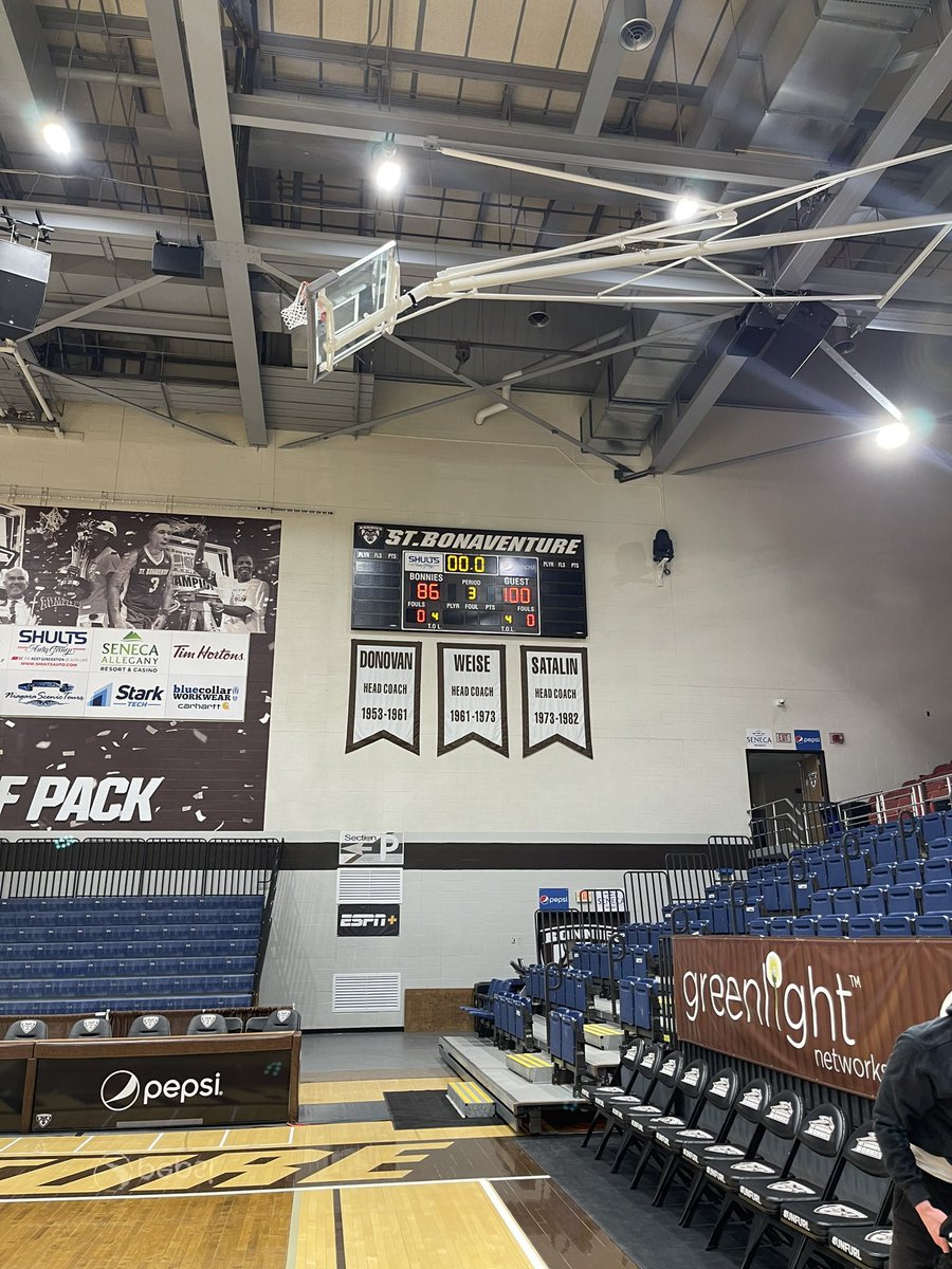 managers_sju's tweet photo. Hawks pick up their first win of the season here in Olean! Gritty win against a tough Bonnies team along with an energetic student section!

Had to honor an all-time Manager Games legend, @JohnGriffinIII with scoring 100 points. 

@Cgm_ju with a career high 45 PTS

@ManagerGames_ https://t.co/XkjQO2juqW