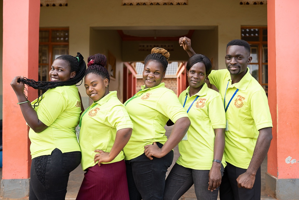 Shout out to our Mwebaza Annex teachers! We LOVE this crew so much. They are educators, mothers, entrepreneurs, and fantastic friends. Marione and Justine in particular have taken Annex business projects and run with them! 

#socialenterprises #uganda #kampala #coloradononprofit