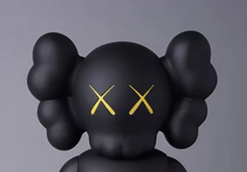 estevedoi's tweet photo. Roommate made a #pancake i thought it resembled #kaws @kaws or #johnnycupcakes @JohnnyCupcakes 
😂 https://t.co/UglvEVXnWR