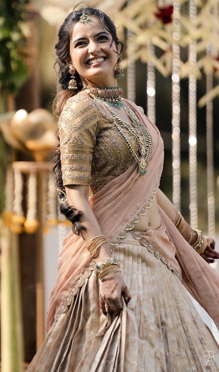 GEvv0pQWQAAsbWw?format=jpg&name=medium