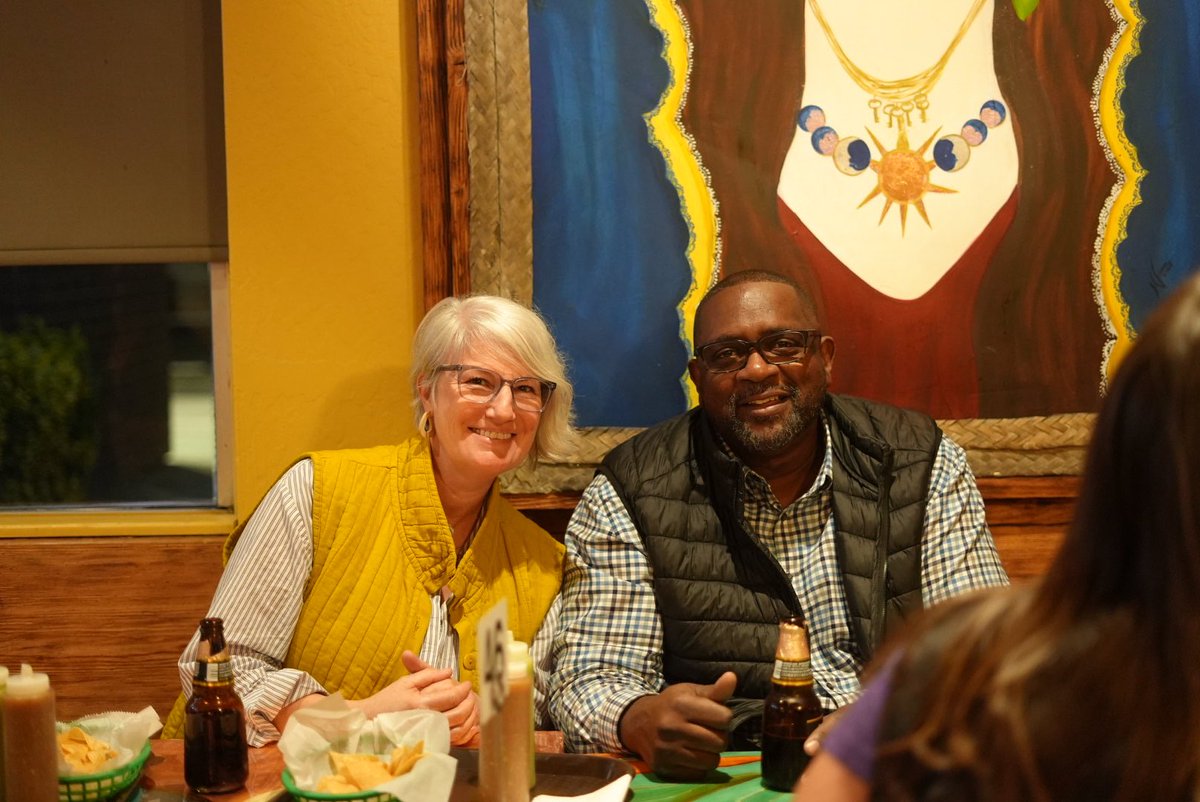 Thank you to local business, Tacos Jalisco for hosting #TacoThursday co-sponsored by #SEIU1021, #SEIU2015, Sheet Metal Workers' Local 104 & Solano-Napa Building Trades! 

Thank you to co-sponsors and everyone for joining us, it was much joy & warmth!