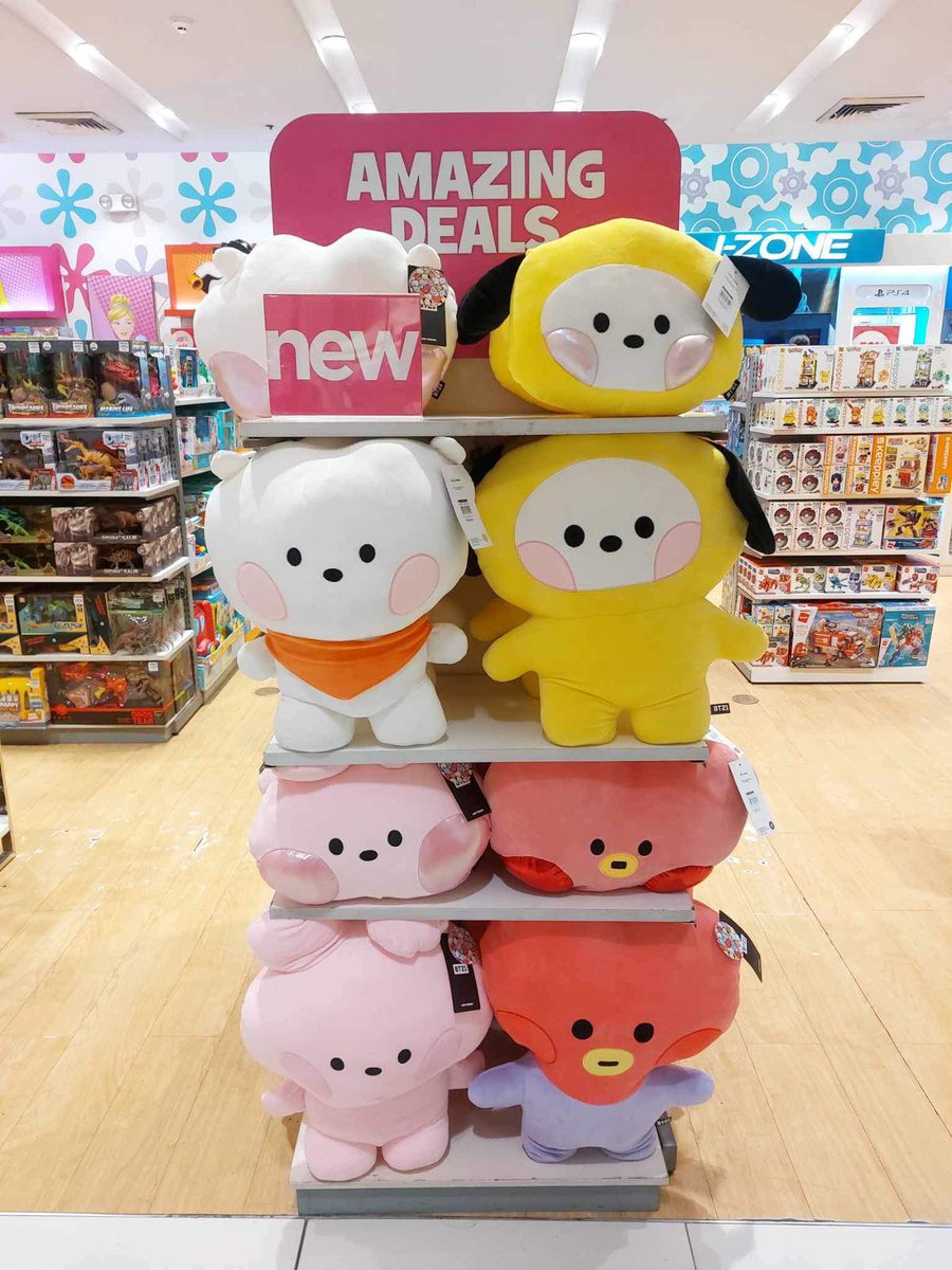 Spotted at Toy Kingdom!!😍💜💜💜 <a href="/BT21_/">BT21</a> #BTS #BTSArmy