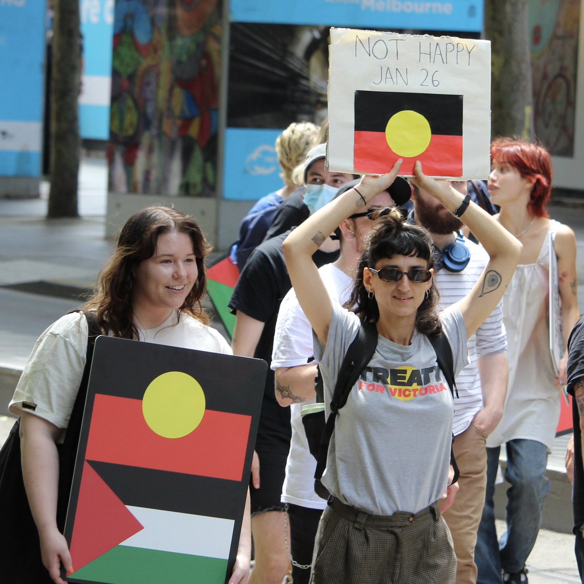 LensCompassion's tweet photo. Invasion Day Melbourne Naarm
#InvasionDay24 #InvasionDay  #paytherent #AlwaysWasAlwaysWillBe https://t.co/JKRfZpWane