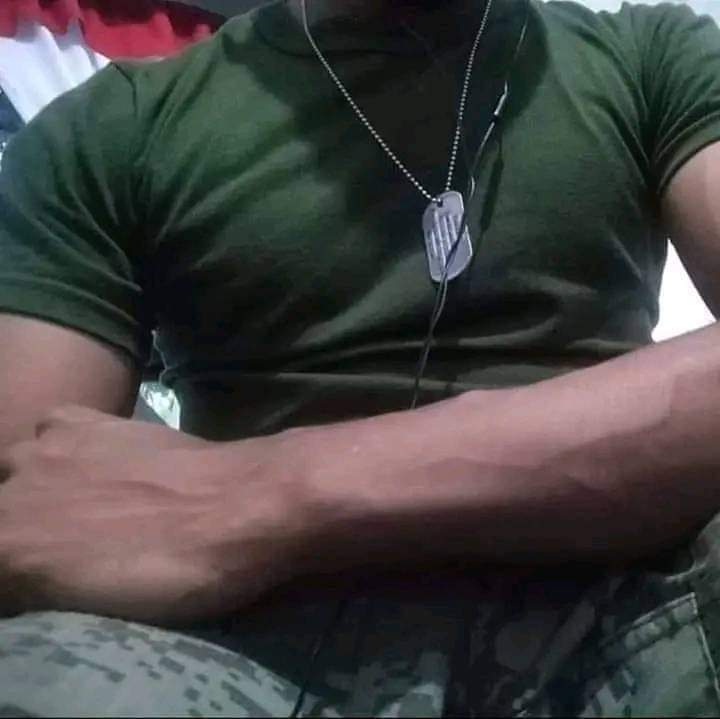 GRUPO PRIVADO COMANDOS
REGLAS :

EN ESTE GRUPO SOLO MARINOS  MILITARES Y GN  EN ACTIVO 

🚫NO CIVILES 
✅FILTRO VIDEOLLAMADA 

🚫ACEPTAMOS NI FOTOS NI VIDEOS COMO PRUEBA 

GRUPO 100% REAL,NO HAY FAKE

PARA PODER INGRESAR TODOS DEBEN PASAR LOS FILTROS 

MANDA DM