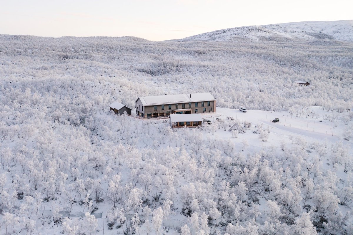 voguejp's tweet image. 冬のフィンランドでとびきりロマンティックな旅を。
trib.al/UbW2FWu