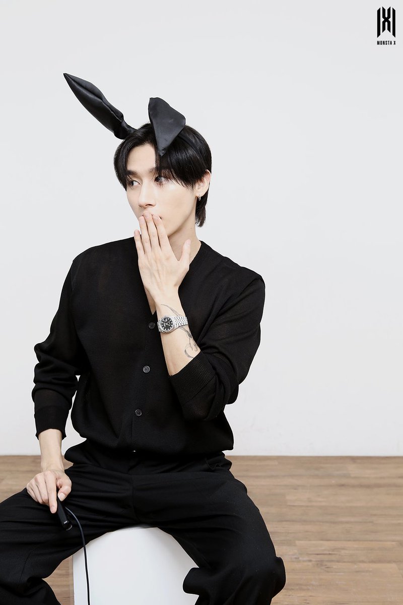 moleplus_'s tweet photo. 훈녀 등장 https://t.co/uGe6bXBPUO