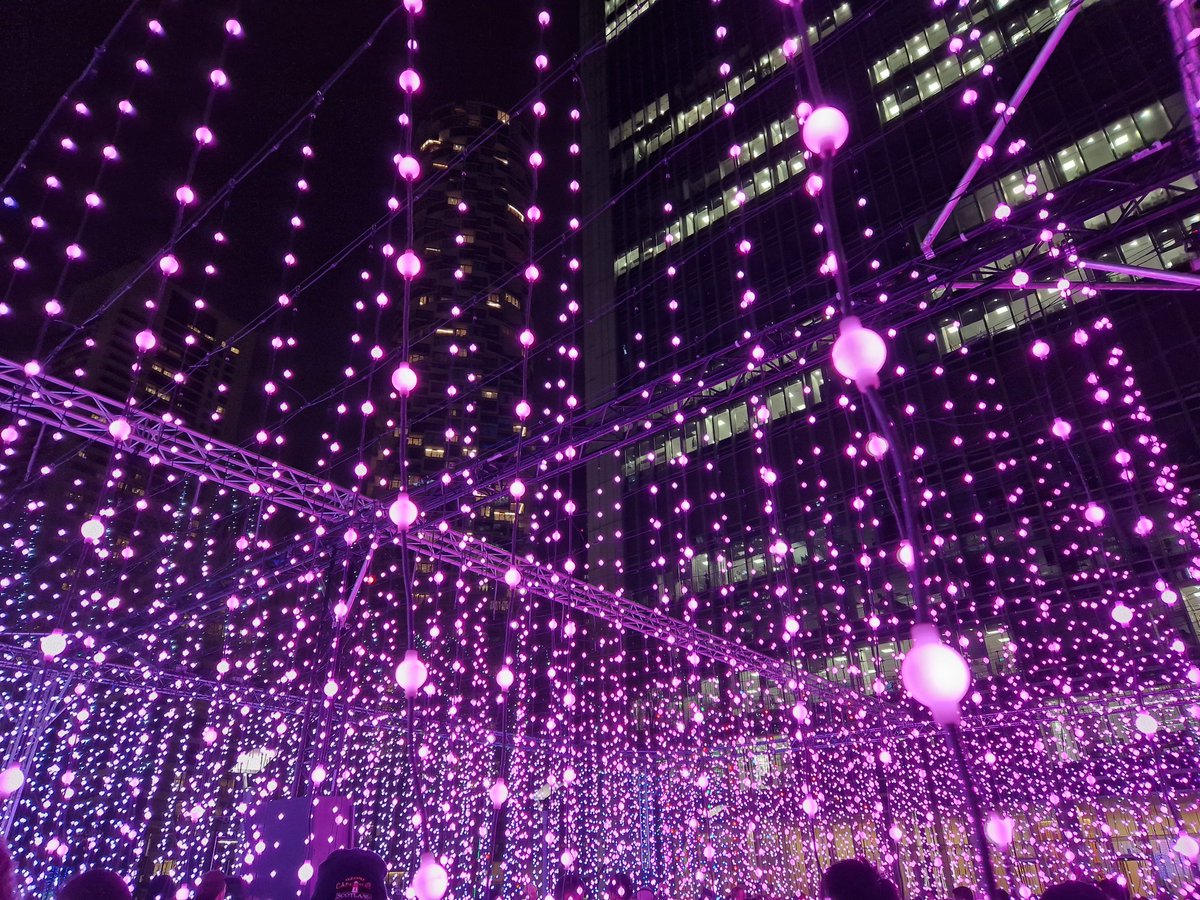 wordsnerd's tweet image. Some light in the darkness.

It was almost light at 5pm last night.  The Winter Lights at Canary Wharf cheered us through the fag end of January.

#Savvy #Ideas #Inspiration #Pink #StreetArt
#canarywharflondon #WinterLights @canarywharflondon