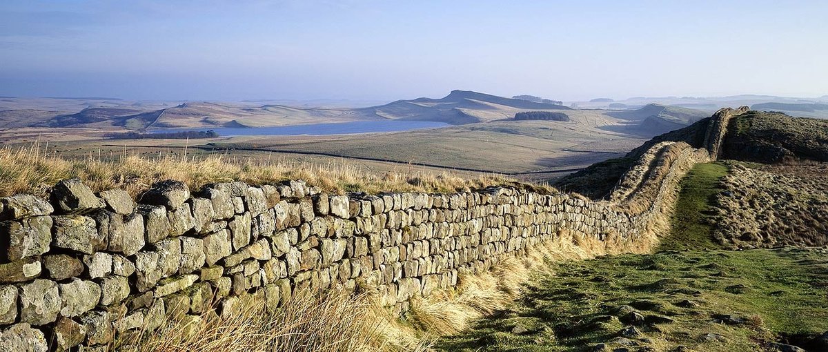 It's #NorthumberlandHour and on this sunny January Friday we're proud to be celebrating all the things we love about our beautiful county 💛 From tourist attractions, accommodation and restaurants to rugged landscapes and the best scenery, we really are lucky to call it home.