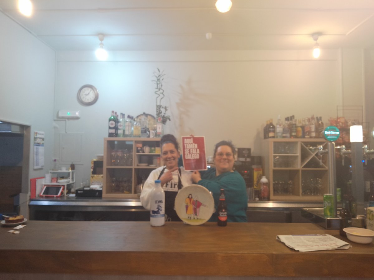#Aquítaménsefala: Panadería Tupana, K-PPEL, Índigo perfumería, Federópticos, Librería Librus, Fogar A Salgueira, Torta&amp;Arte, Frutas Lar, Top Donner, Farmacia Gran Vía, Kiosco Padua, Pastelería Parti Vigo , K2 Gran  Vía Moda Mujer, Ydentik Perfume Bar Concept, Barbería Óscar.