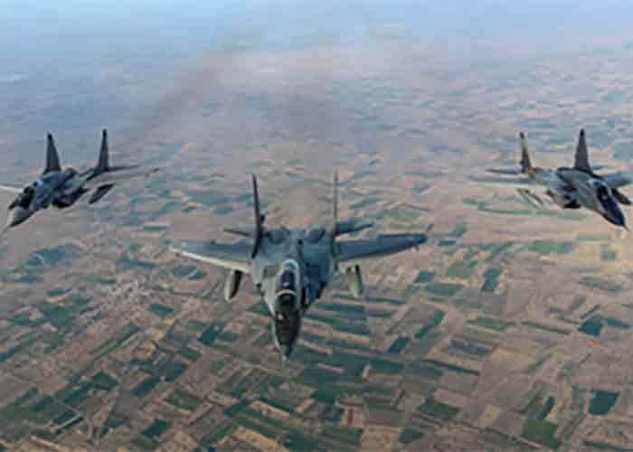 yespunjab's tweet image. R-Day flypast spectacle: 54 aircraft including Rafel, Sukhoi, Jaguar &amp;amp; Tejas roar skies

#flypast #Rday #RDayWithAIR #RepublicDay2024 #26january #Rafel #Sukhoi #Jaguar #Tejas #IAF #Yespunjab

yespunjab.com/?p=921467