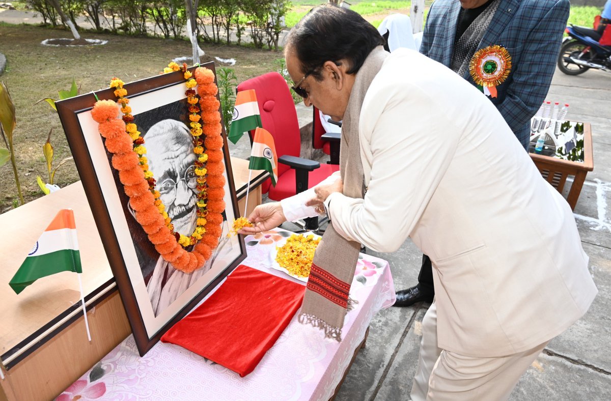 SKUASTJammu's tweet photo. Prof. B. N. Tripathi, Hon’ble Vice Chancellor unfurls the tricolour National Flag on the 75th Republic Day Celebration at SKUAST Jammu##symbolizing the spirit of unity and patriotism##Paid floral tributes to the Father of the Nation## addressed the university staff### https://t.co/lDJAzuNjDm