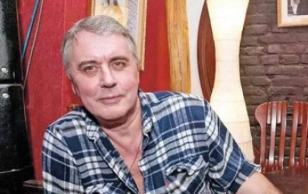 — Чому ви підтримали Петра Порошенка на минулих президентських виборах?

— Це була природна реакція, інстинкт самозбереження..👇 
                  /Лесь Подерв'янський/