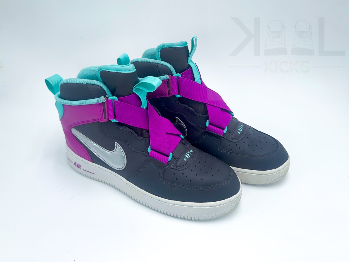 KuuLKicks_GH's tweet photo. Nike Airforce 1 Highness GS  2019”
Condition: THRIFT
👟 US 7 UK 6 EUR 40
🏷️ 300GH¢
🚚 Delivery at a Fee
📱 0540934709 https://t.co/LOt1wo76ST