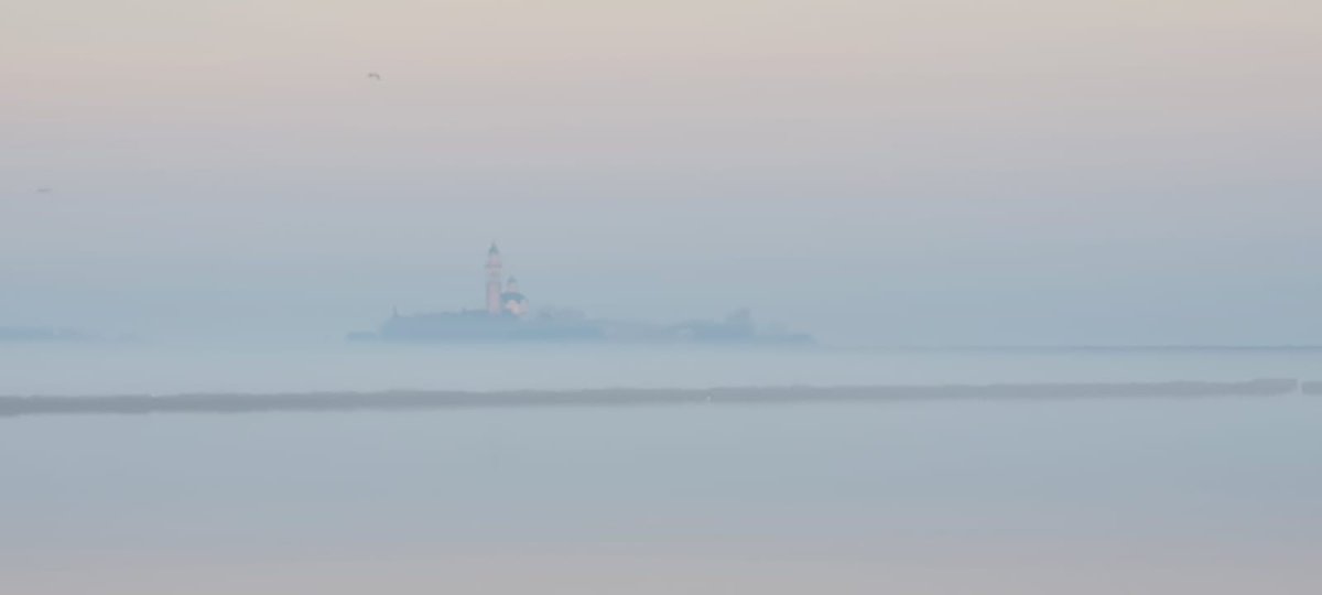 .<a href="/srmcarla/">Francesca Bertaina</a>  -

#isola di #GRADO #island -

#Buongiorno #GoodMorning #GutenTag #BuenoDìas -

Primo mattino con un po' di #nebbia che cerca di nascondere anche l'isola-#Santuario della #Madonna di #Barbana -

<a href="/mariacr28250504/">maria cristina lazzi</a> <a href="/giorgiobigi1/">giorgio bigi</a> <a href="/marina52182/">Marina 🌹🐞🦉</a> <a href="/SuttoraM/">suttora marina</a> <a href="/SaraSanson67/">Sara Sanson</a>