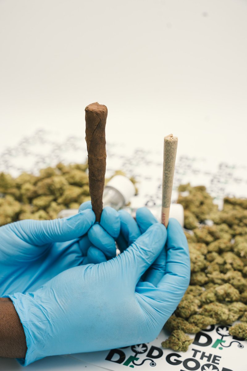 What is Your Favourite Pre Roll Type?
A) NORMAL
B) MOONSTICKS
C) BACKWOOD

Get yours Now!👨🏾‍⚕️💚 Best Quality No Compromise #Mmemberville #CannabisCommunity #420friendly #420Life #WeedLovers #cannabisindustry

wa.me/message/F5EA4U…