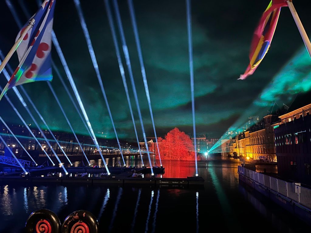 VDC Trading (@vdctrading) on Twitter photo Van Damme Cable Illuminates The Hague's Skyline for Unforgettable NYE 2024 Countdown! Discover how our state-of-the-art <a href="/VanDammeCable/">Van Damme Cable</a> solutions were put into action behind the scenes here 🔗 buff.ly/3vI67By #VanDammeCable #NYE2024 #ThinkAV #BehindTheScenes Van Damme Cable Illuminates The Hague's Skyline for Unforgettable NYE 2024 Countdown! Discover how our state-of-the-art <a href="/VanDammeCable/">Van Damme Cable</a> solutions were put into action behind the scenes here 🔗 buff.ly/3vI67By #VanDammeCable #NYE2024 #ThinkAV #BehindTheScenes