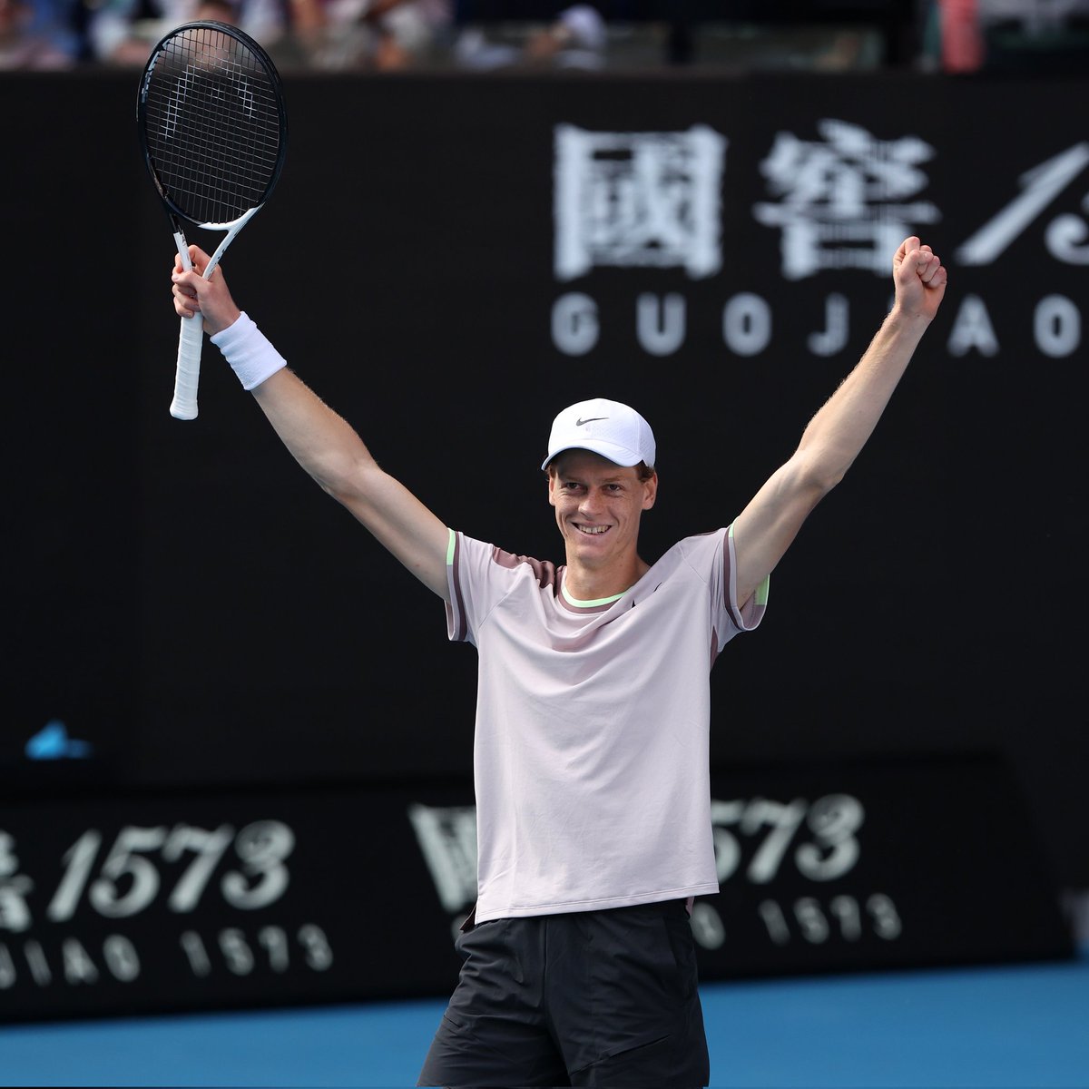 🎾 Jannik Sinner kariyerinin ilk Slam finalinde #AusOpen