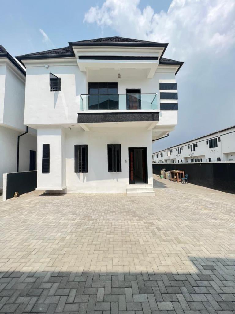 JustKingss's tweet photo. Please help me repost this. 🙏🏾

BRAND NEW 4BEDROOM FULLY DETACHED AND SEMI DETACHED DUPLEX WITH BQ FOR SALE!!

LOCATION: IKOTA LEKKI 
PRICE:   FULLY DETACHED 90M
            📌 SEMI DETACHED 75M

FOR INFO; CALL/WHATSAPP
08020548664 https://t.co/4VjLFC8KrU
