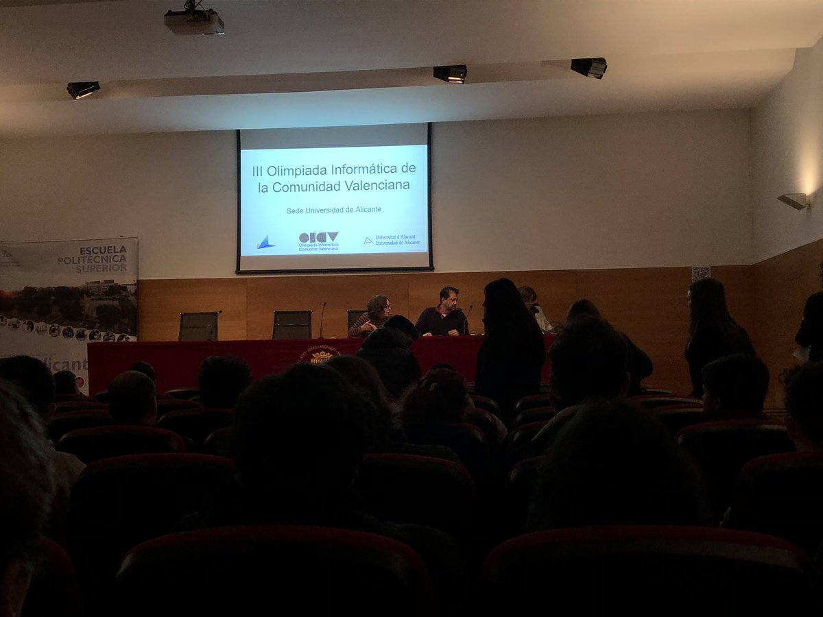 hermipp's tweet image. Hoy tengo el placer de acompañar a mi alumnado del @iesmariablasco en la III olimpiada Informática que se organiza en la @EPSAlicante