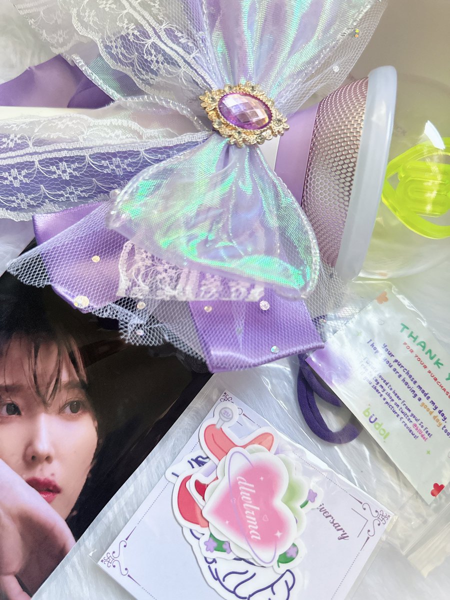 dlwlrma72's tweet photo. This is actually so pretty !! @bIUdol_ should have discover you sooner 🫶💜 https://t.co/TN9ScNR6j5