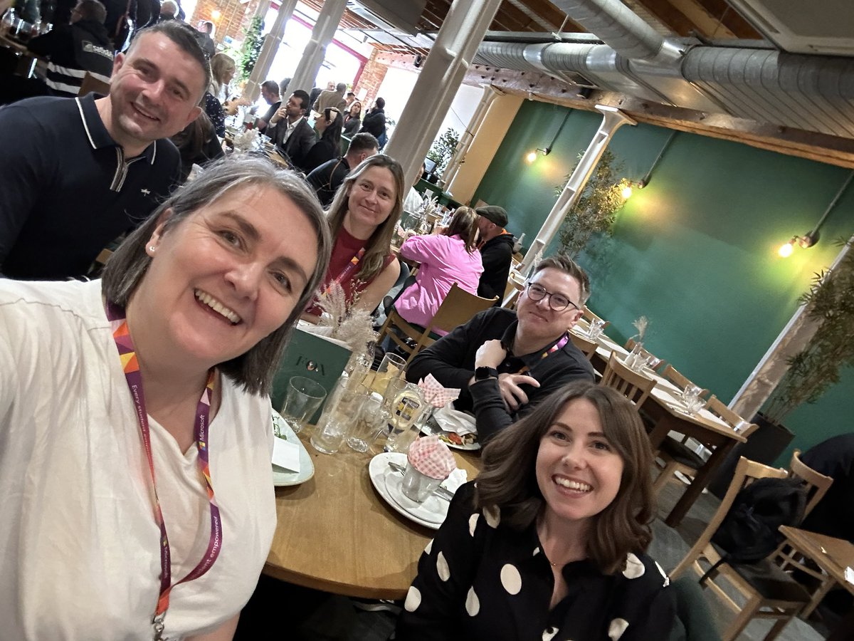 Amanda Pickard 🙋🏻♀️ #weeponder 🧐 tweet media