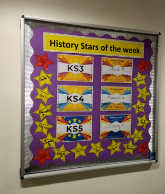 AHS_History1's tweet photo. This week's Historian of the week go to: wonderful Jack in @AldersleyTeam7 for participation in class! The amazing Mercedes in @AldersleyTeam10 for always working hard and the fantastic Tommy in @Amethyst6th for his enthusiasm for interpretations. Well done everyone! https://t.co/NwB2m4lhSD