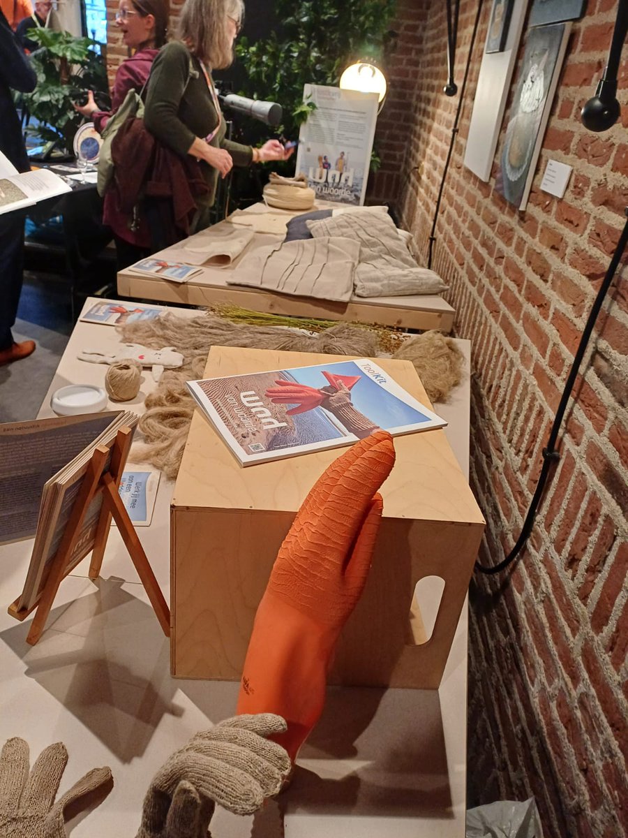 Gistermiddag was de #wadduurzaamshow #waddenfestival waarin we de resultaten van de 3 Wadden projecten #visitwadden #donkerte en ons project #wadvanwaarde deelden die <a href="/Harm_Edens/">HarmEdens</a> pakkend en inhoudelijk aan de kaak stelde. Naast de urgentie kwamen ook mooie oplossingen op tafel