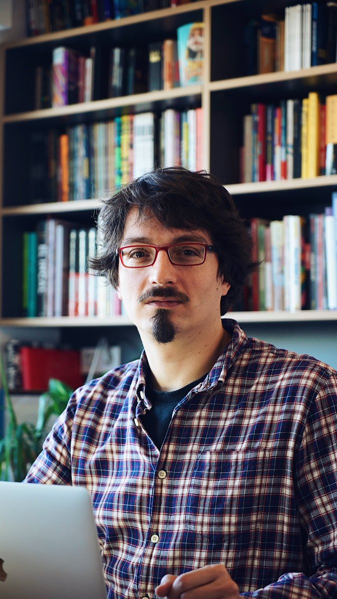 Alejandro Couce has used a recent massive genetic engineering technology 🔬

"This technology allows exploring the effect, whether good or bad, of all possible mutations along the &gt;4,000 genes of the bacterial genome," adds <a href="/EvolSys/">Alex Couce</a>.