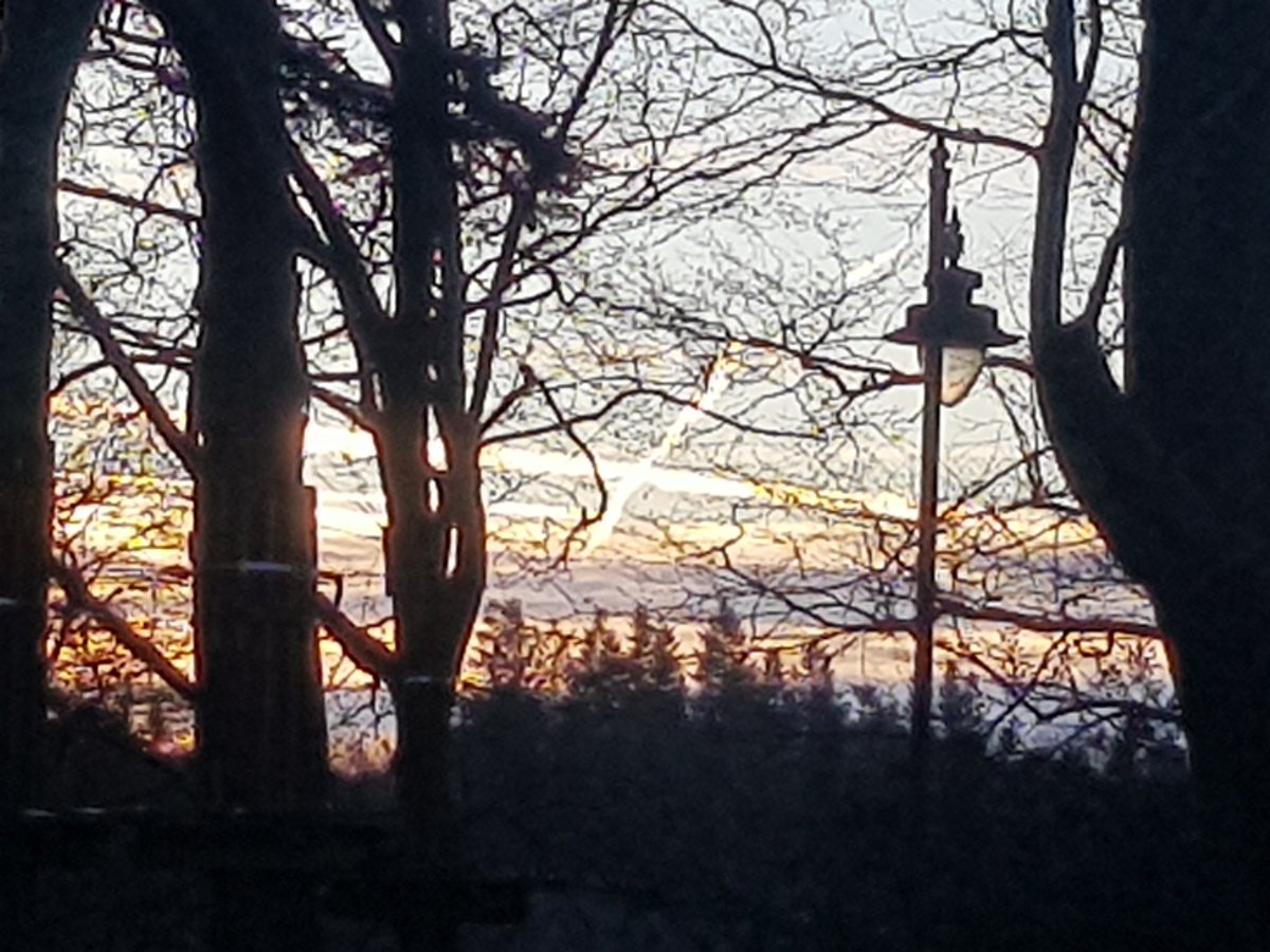 clappy74's tweet photo. @VixThatRuns I spotted a kiss in the sky xx https://t.co/OnvMobQs6U
