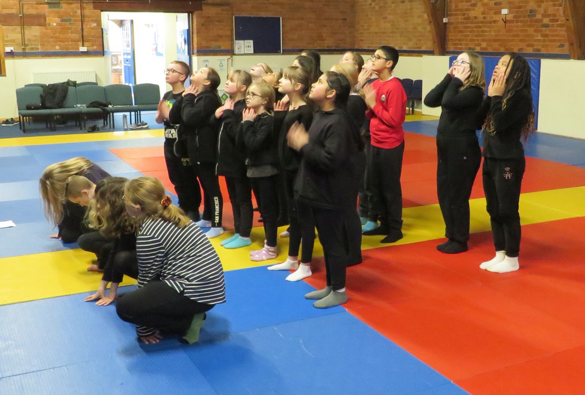 Some of our year 5 students had an amazing day of dance yesterday. They worked with a dance teacher who has been in lots of West End shows in London and ended up with a thought provoking and beautiful piece of dance.