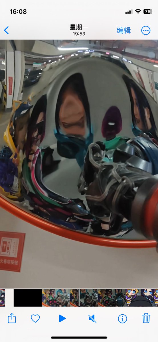 a_shucos's tweet photo. 我的朋友画下了我们在玩镜子

#Catalyst  #wraith #wattson 
#ApexLegends #APEX #cosplay https://t.co/WqGqLJJ9k8