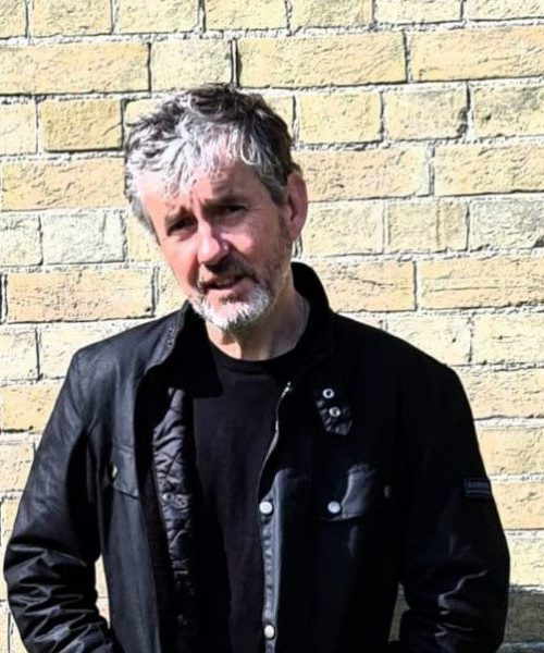 MarcNixon_New's tweet photo. WOW, I've just heard the final mix of the beautiful new single from Pop Legend @_SimonWhitworth called " Agreed " NOT JUST A BEAUTIFUL SONG BUT OUTSTANDING,  Watch out for this song released shortly. @ChrisJEGregory @angie_buk @SeanUsherRadio @tonyblackburn @MikeReadUK https://t.co/Z9KdibrFoW