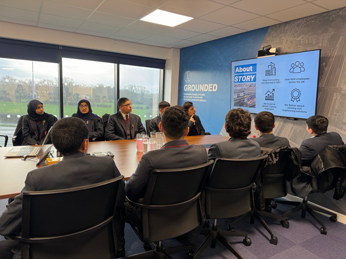 🏗️As part of our careers programme, we took fifteen Year 10 pupils to @StoryContractng to learn about the different career routes they offer. 👏Our pupils expressed how insightful & educational the trip was, & how much they would love to work for the company in the future!