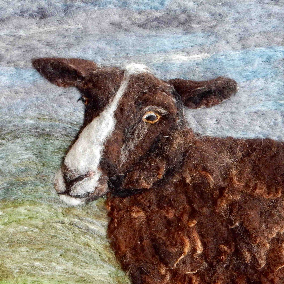 Day 26 of my A-Z of #fibreart #animalportraits Z is for #Zwartble ullswaterfeltart.com/foreign-sheep #madeinCumbria #britishfibreart #lakedistrictartist