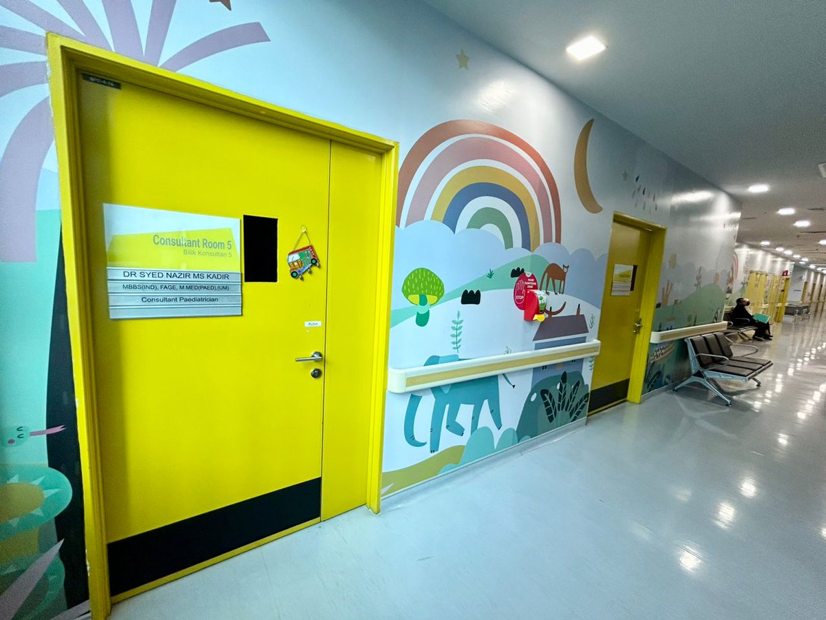 We're thrilled to unveil the refreshed new look of our Pediatric clinic! 
We can't wait to welcome our young patients!
For more info, kindly visit our website at msumedicalcentre.com or contact us at 0355262600.

#MSUMC
#paediatrics 
#PrivateHospital
#hospitalinshahalam