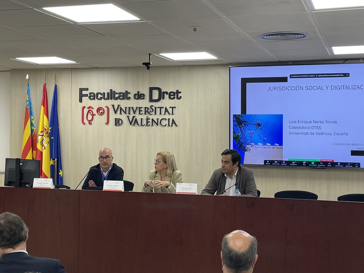 Arrancamos la segunda jornada del VI Encuentro Ibérico de Derecho del Trabajo con los profesores Nores Torres y Carvalho Martins para abordar la digitalización de la jurisdicción 

🇪🇸🇵🇹

<a href="/AEDTSS/">AEDTSS</a> <a href="/DretUV/">Facultat de Dret UVEG</a> #APoDiT