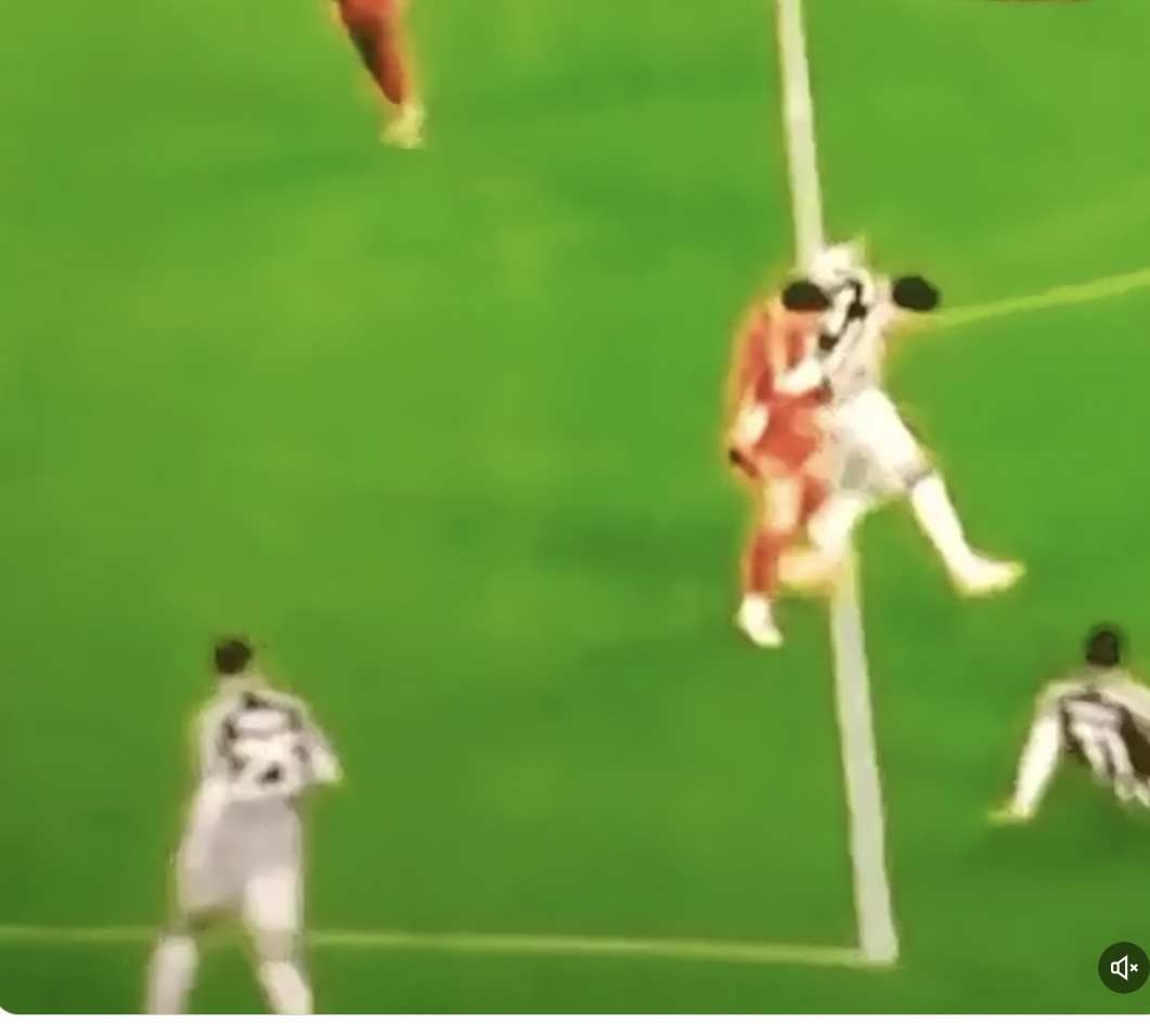 Gol di Rabiot: 6 anni fa l'IFAB introdusse una norma che dava precise indicazioni al VAR per stabilire l'attimo esatto in cui la palla parte
"La moviola e l’uso dei suoi fotogrammi mostrano una differenza rilevabile tra il primo e l’ultimo contatto con il pallone", dice l'IFAB a