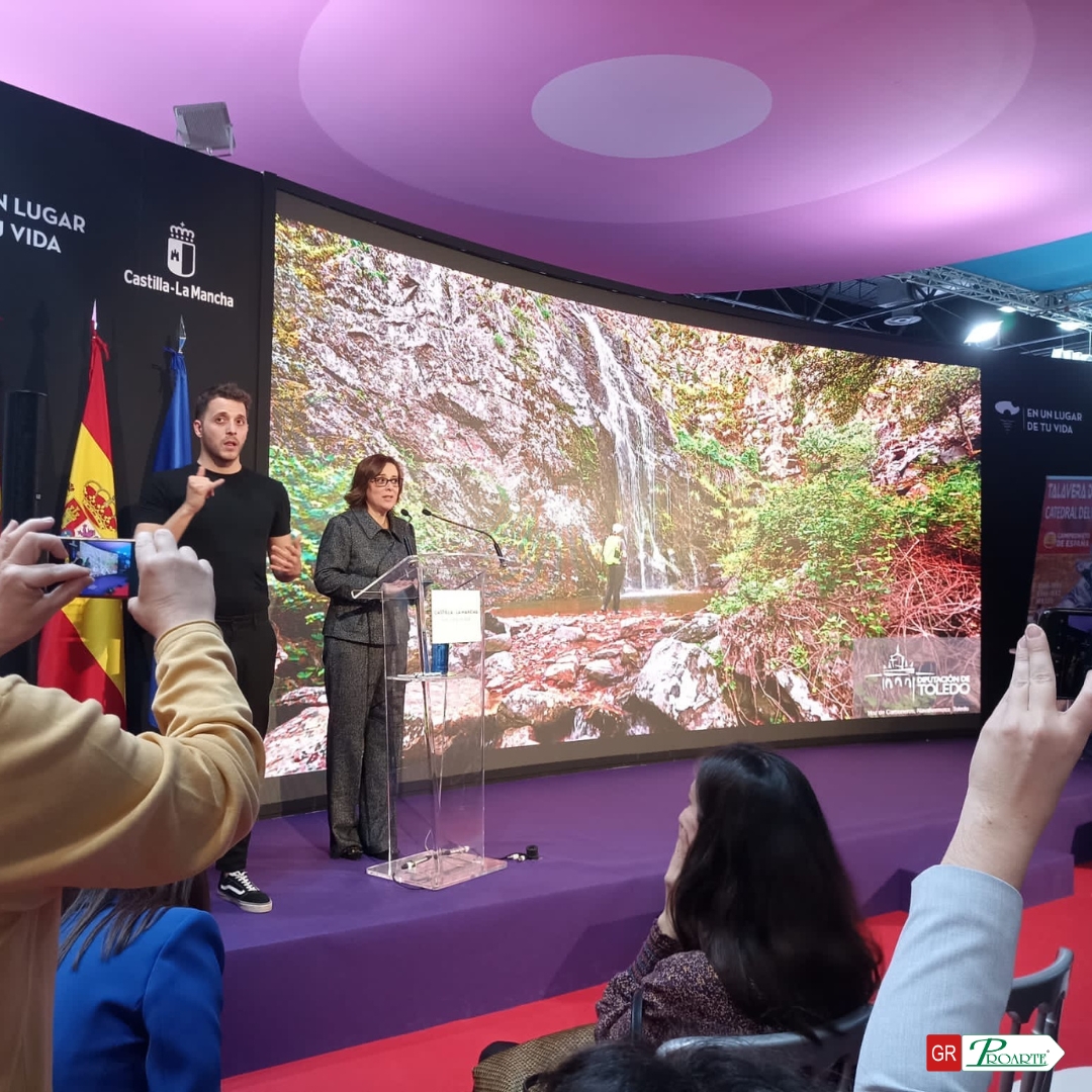 ¡Continuamos en #FITUR2024! 🚀
Seguimos sumergidos en esta experiencia presentando nuevos enfoques y claves sobre señalización digital. Estamos aquí para escuchar, aprender y contribuir al avance de la señalización. 💬✔️
#Innovación #DTI #Señalizaciondigital #GestionAmbiental