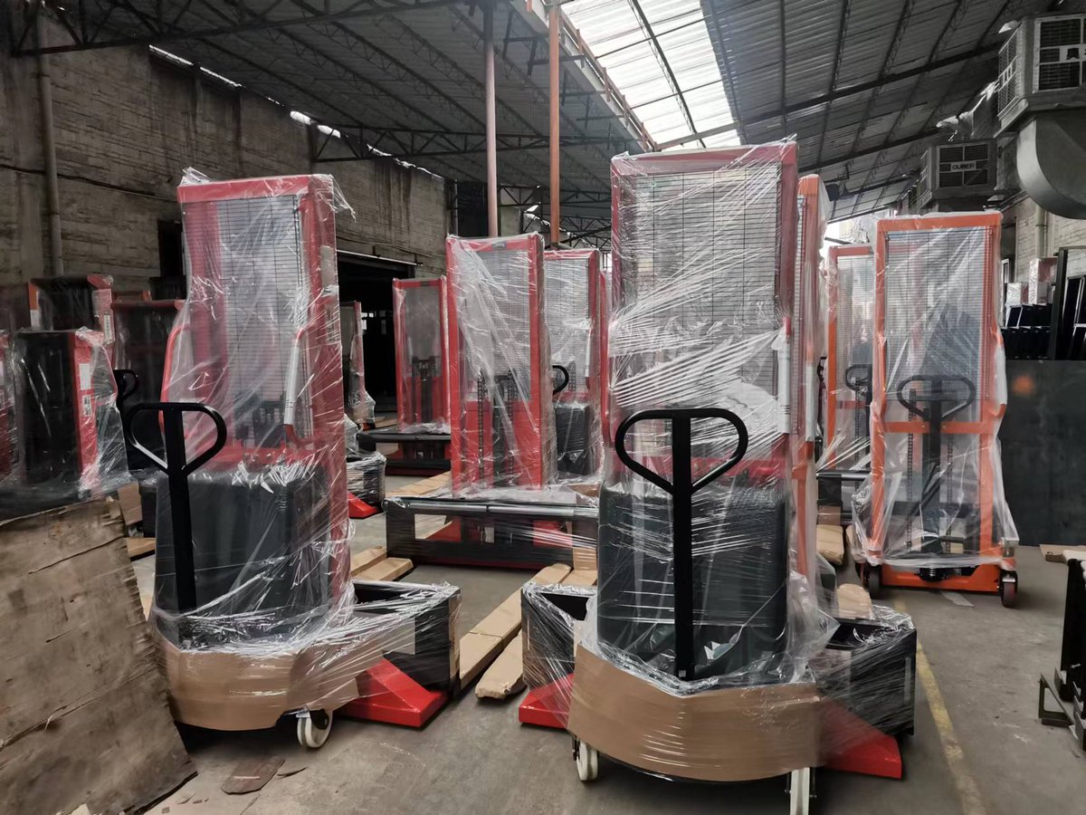 matta_yang's tweet image. Guangdong Niuli Customized Straddle Leg Semi Electric Stacker

#semielectricstacker #straddleelectricstacker #palletstacker #hydraulicstacker #stacker