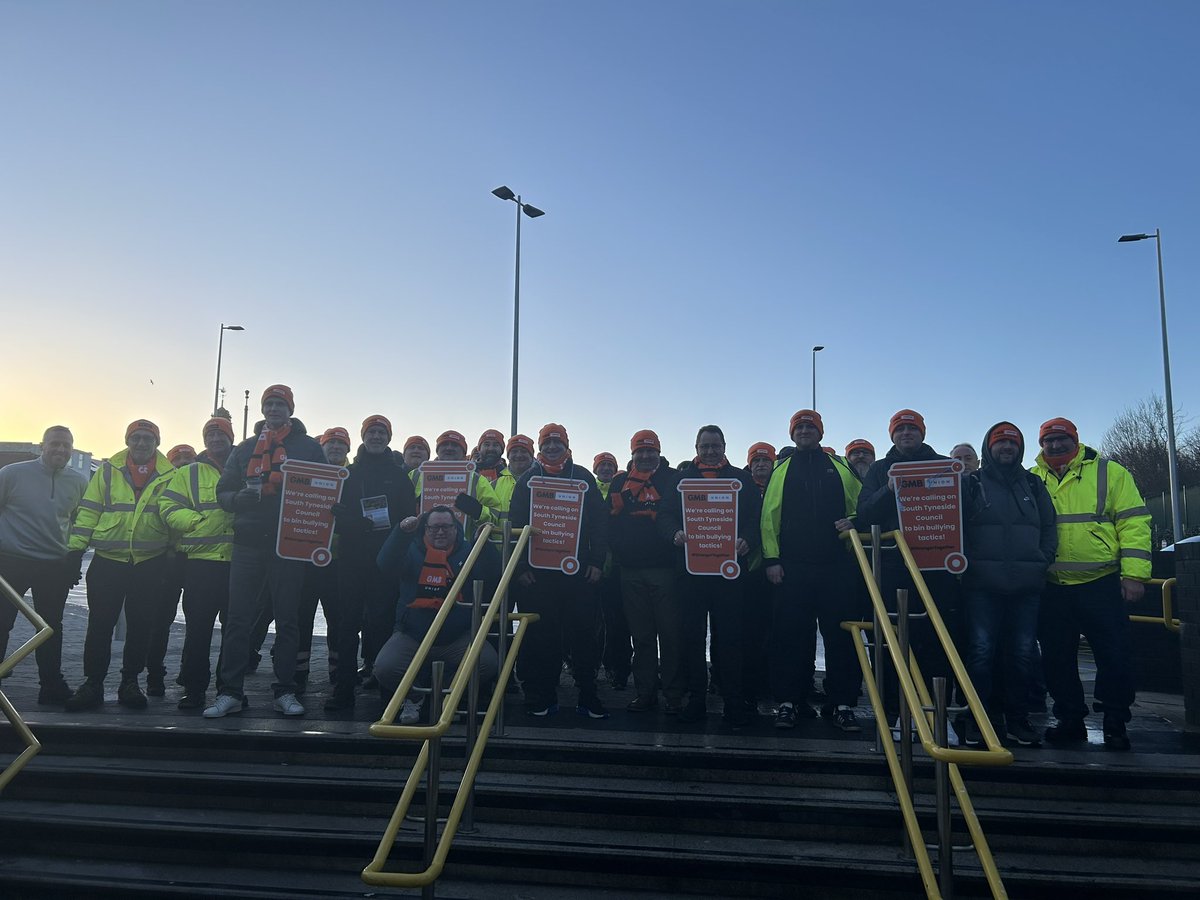 Mark Wilson (@hebburncurly) on Twitter photo Day 4 of the 4th week of the Refuse Strike Action in South Tyneside Council against workplace bullying and mismanagement. Campaigning on the streets of South Shields and engaging with the public <a href="/GMBCampaigns/">GMB Campaigns North East, Yorkshire & Humber</a> <a href="/strike_map/">Strike Map</a> @TUCNorthern <a href="/KateOsborneMP/">Kate Osborne</a> @EmmaLewellBuck Day 4 of the 4th week of the Refuse Strike Action in South Tyneside Council against workplace bullying and mismanagement. Campaigning on the streets of South Shields and engaging with the public <a href="/GMBCampaigns/">GMB Campaigns North East, Yorkshire & Humber</a> <a href="/strike_map/">Strike Map</a> @TUCNorthern <a href="/KateOsborneMP/">Kate Osborne</a> @EmmaLewellBuck